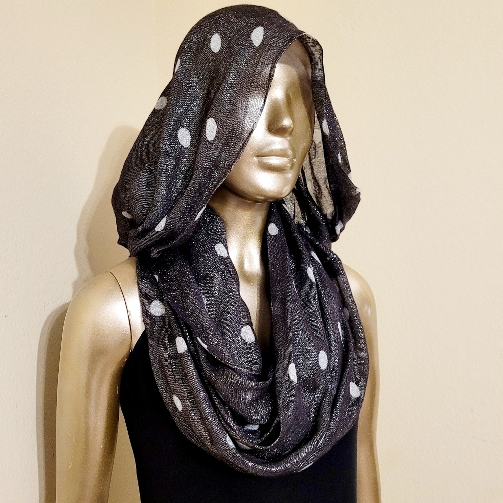 SET OF 4 SCARVES - Picture 6 of 16